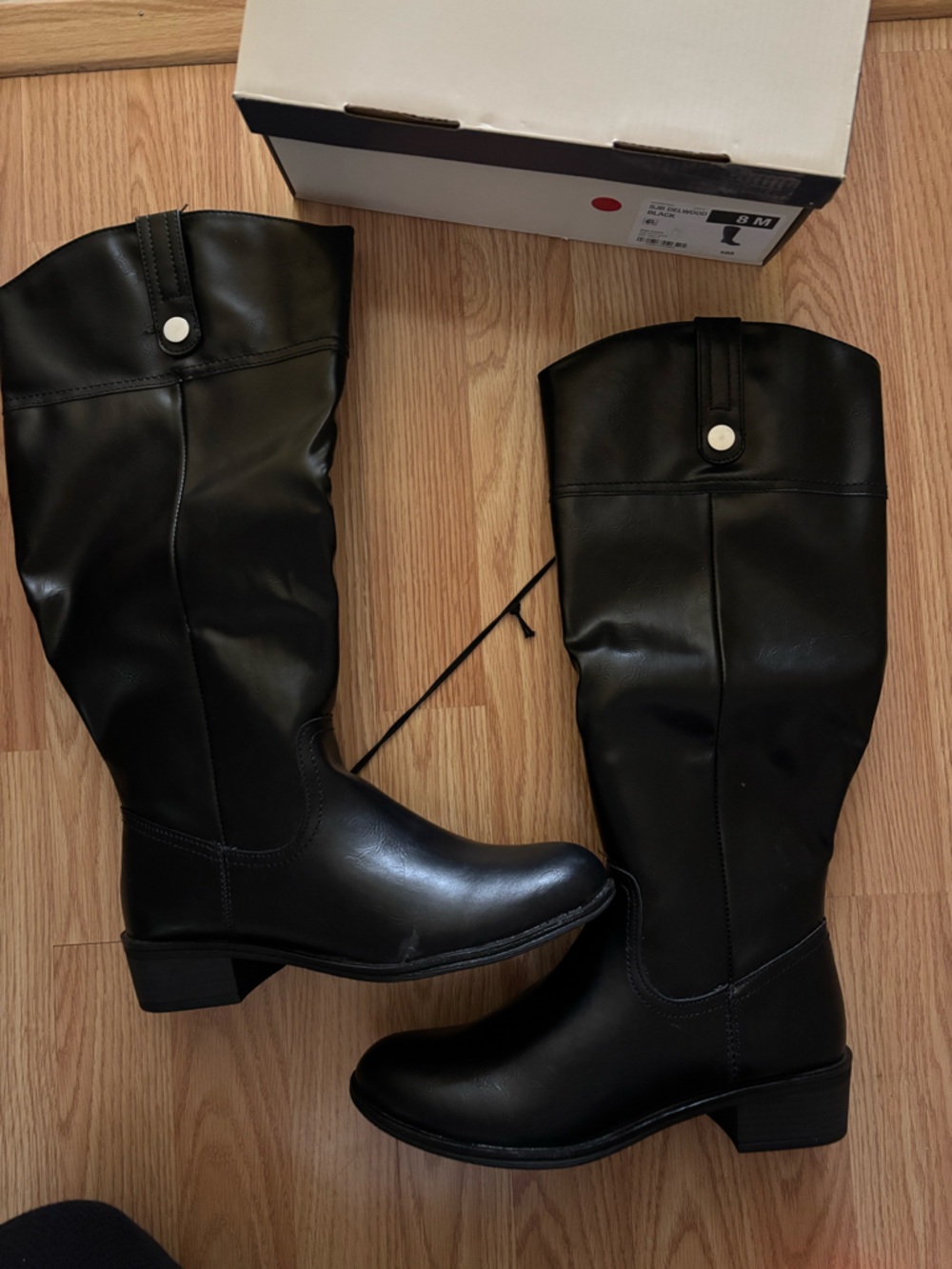 Brand new Knee high black boots size 8